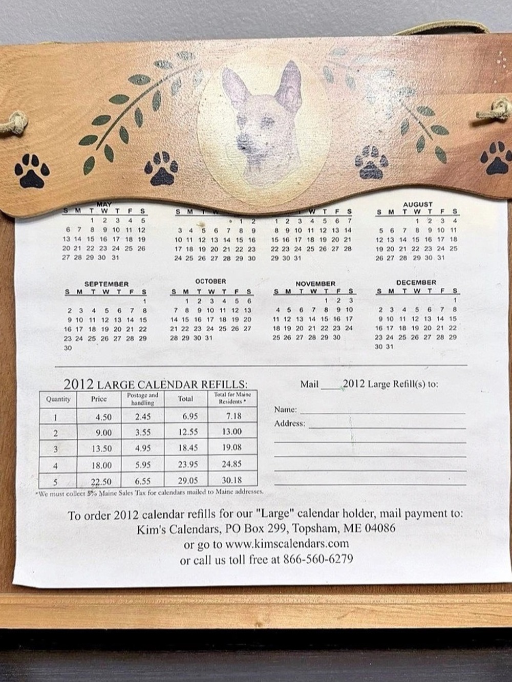 Kim’s Wood Calendar Chihuahua Dog Wooden Refillable Wall Calendar Holder